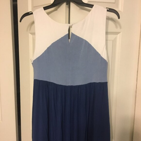 Blue & White Sundress - Picture 4 of 4